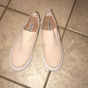 Cream/nude Steve Madden